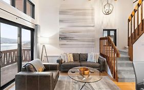 Country Chic Condo With Views Of Mont-Tremblant